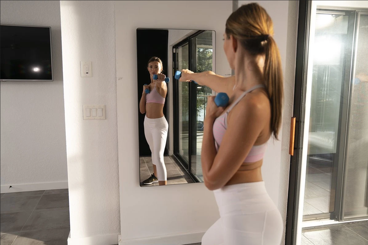 Echelon Reflect Touch Sport Touchscreen Fitness Mirror Home Gym 